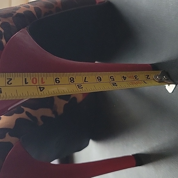 Jessica Simpson Brown and Black Animal Print Heels - Picture 6 of 7